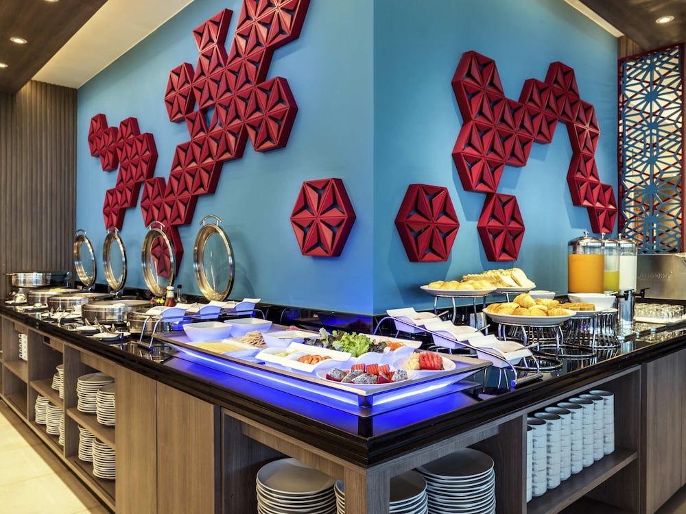 Ibis Styles Phuket City 11/60
