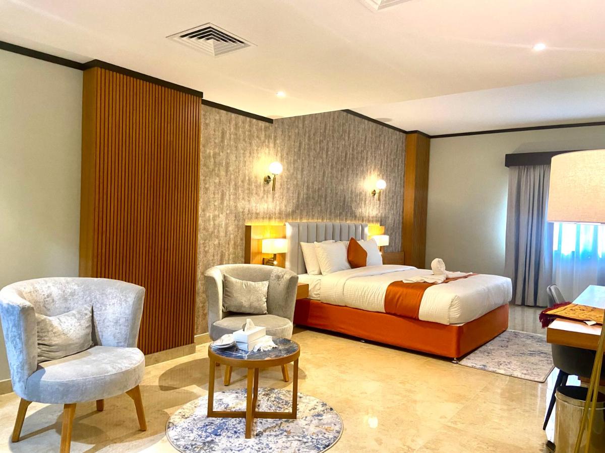 Concorde Palace Hotel 14/30
