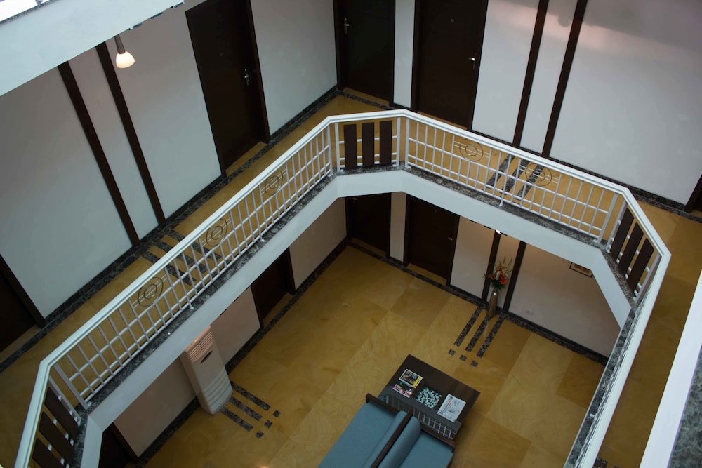 MG 路史丹利套房酒店(Stately Suites- MG Road) 图片5