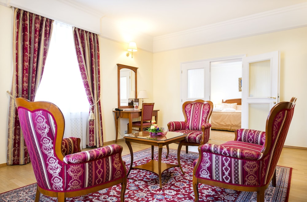 Boutique Hotel Seven Days 31/50