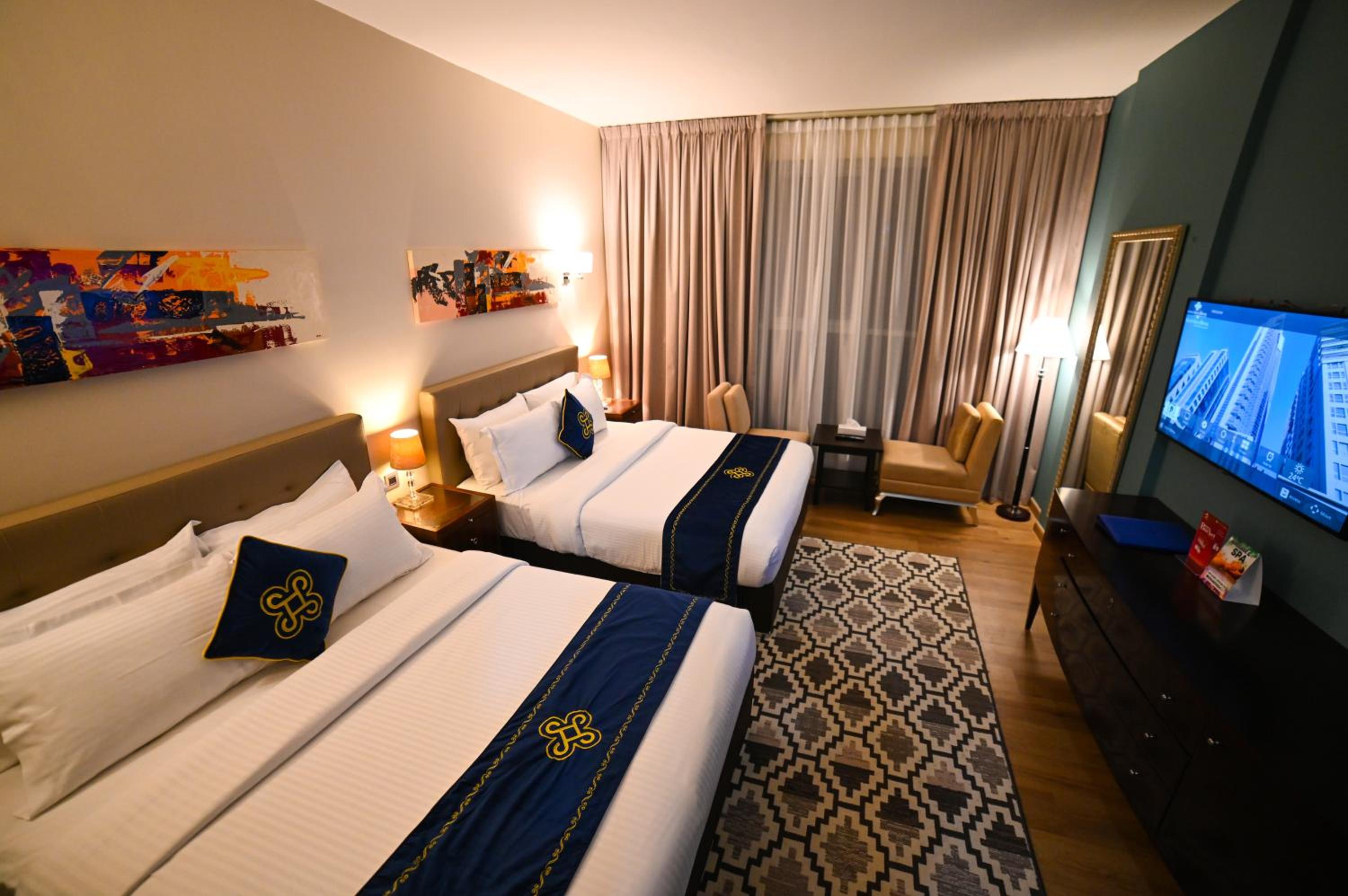 Deluxe Two Queen Bed