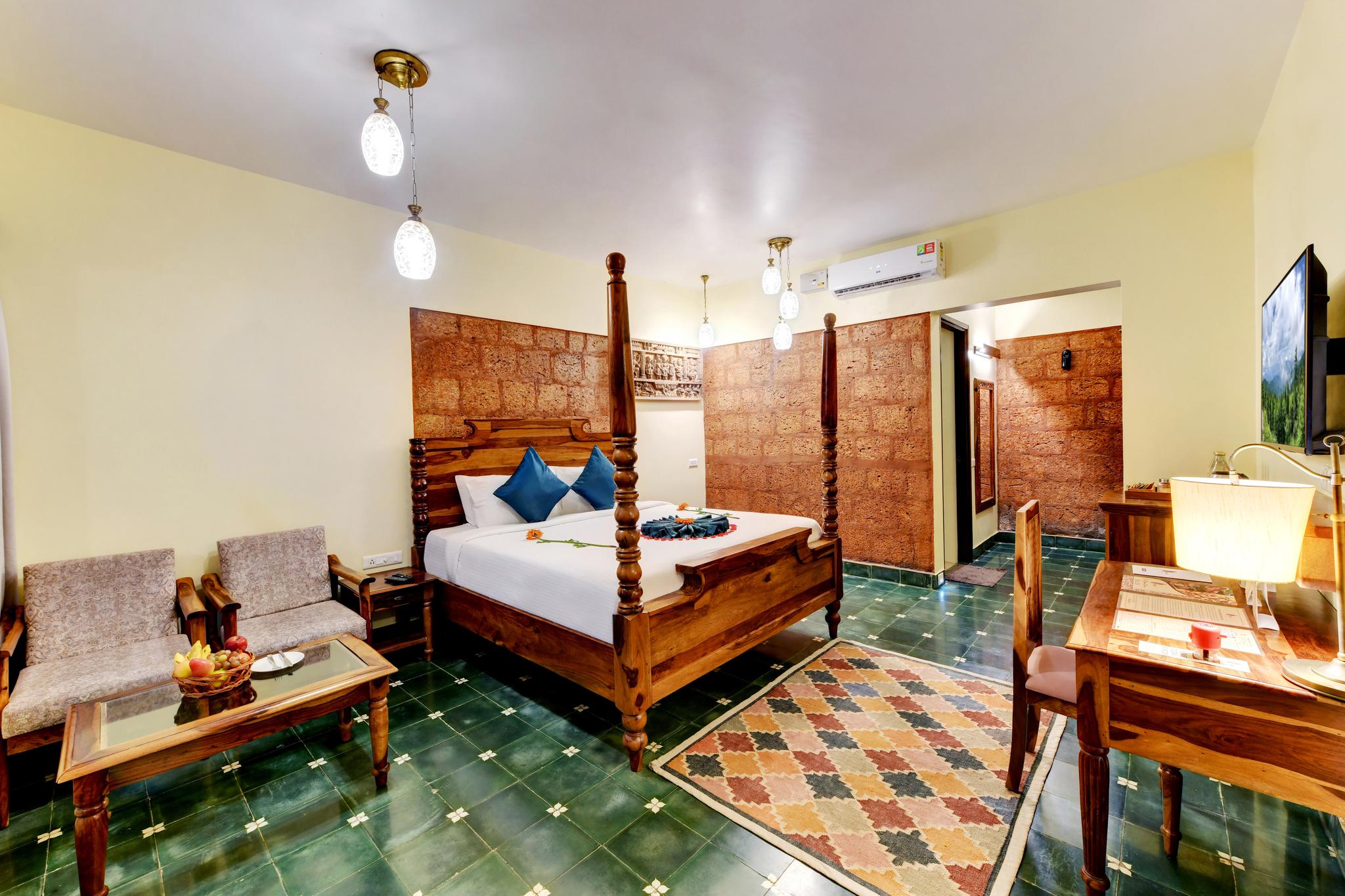 Suite, Garden View