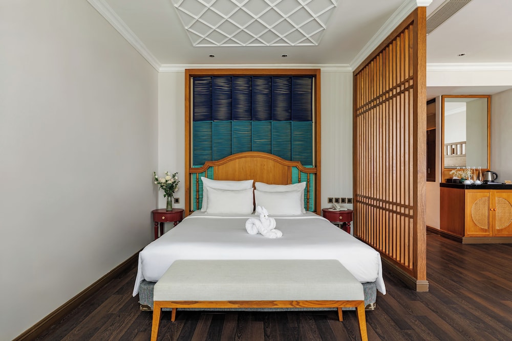 Family, Suite, King Bed, 2 Bunk Beds, Bunk Beds