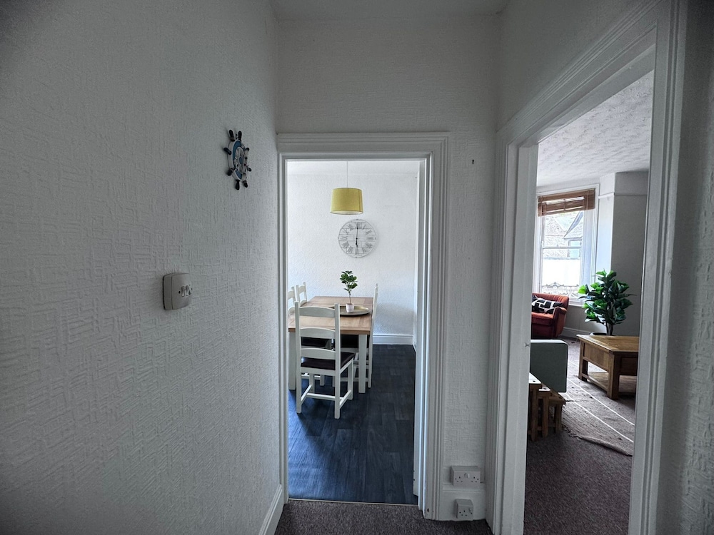 OYO Seaside Apartments 24/50