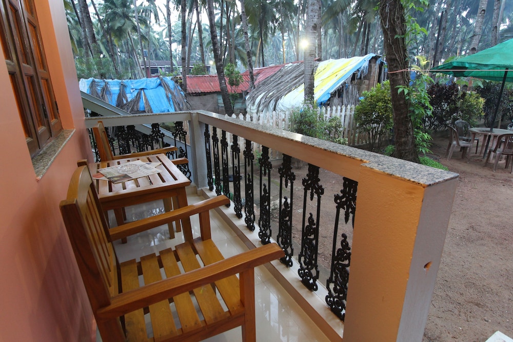 Hilias Retreat 3/50