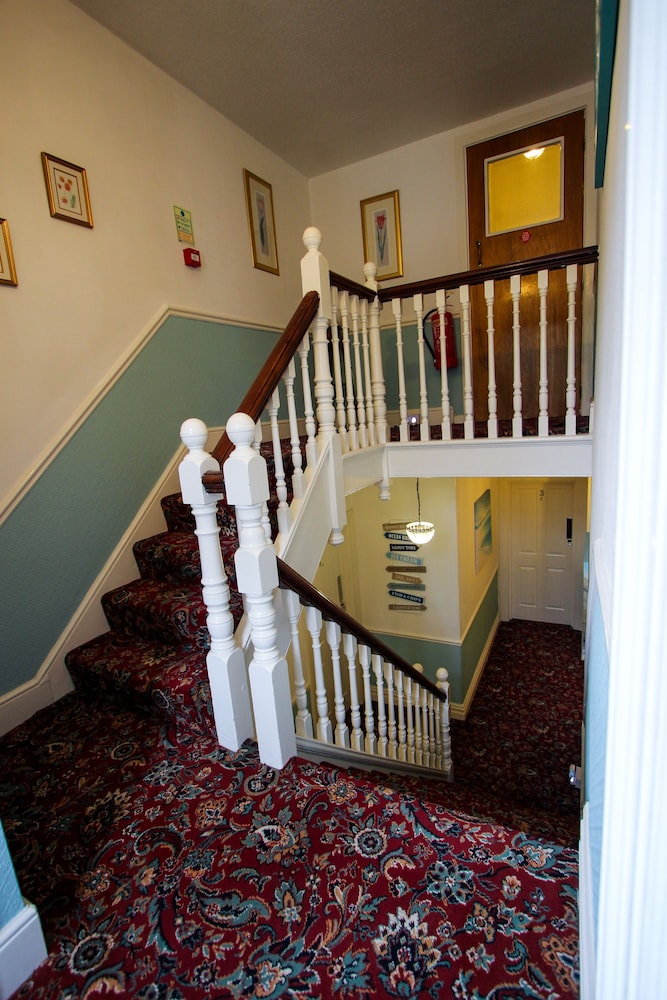 Harbour Heights Guest House 5/41