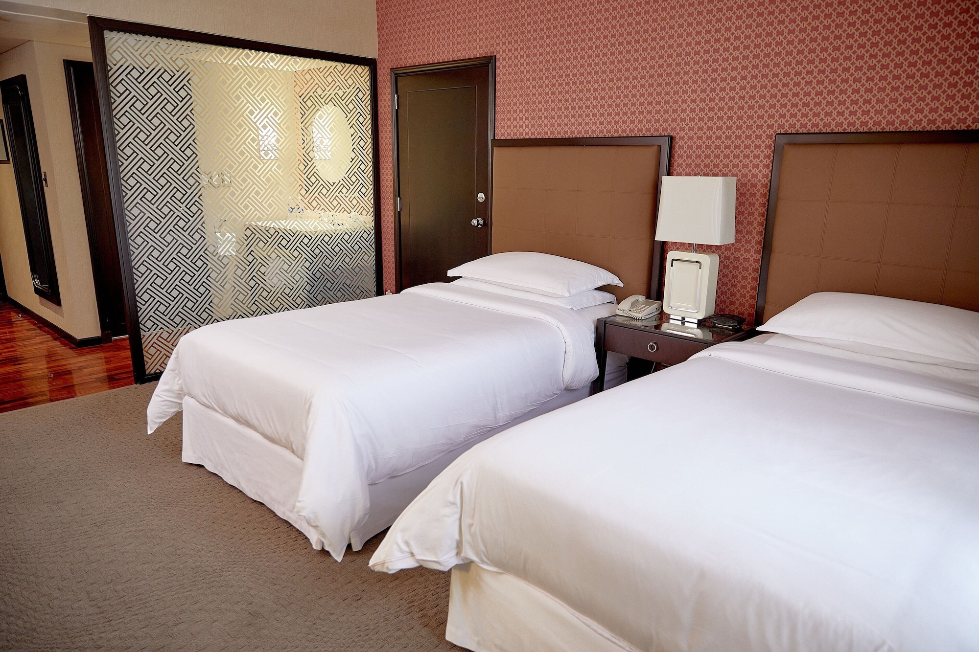 CLASSIC, TWIN BEDS