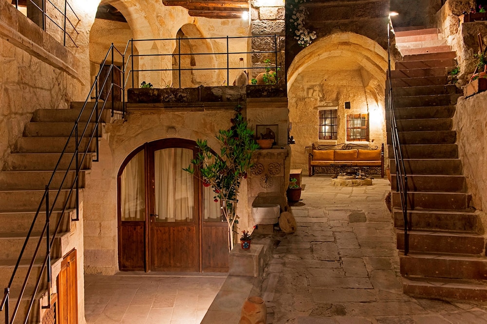 Aydinli Cave House 10/66