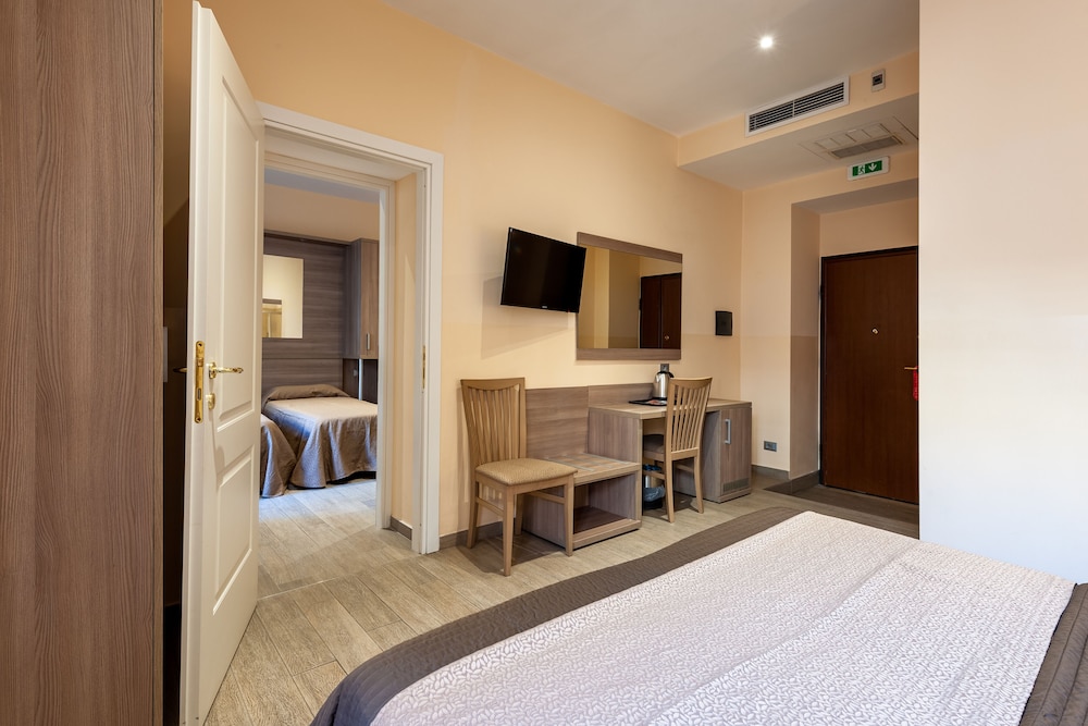 B B Le Suite Di Via Catone 35/69