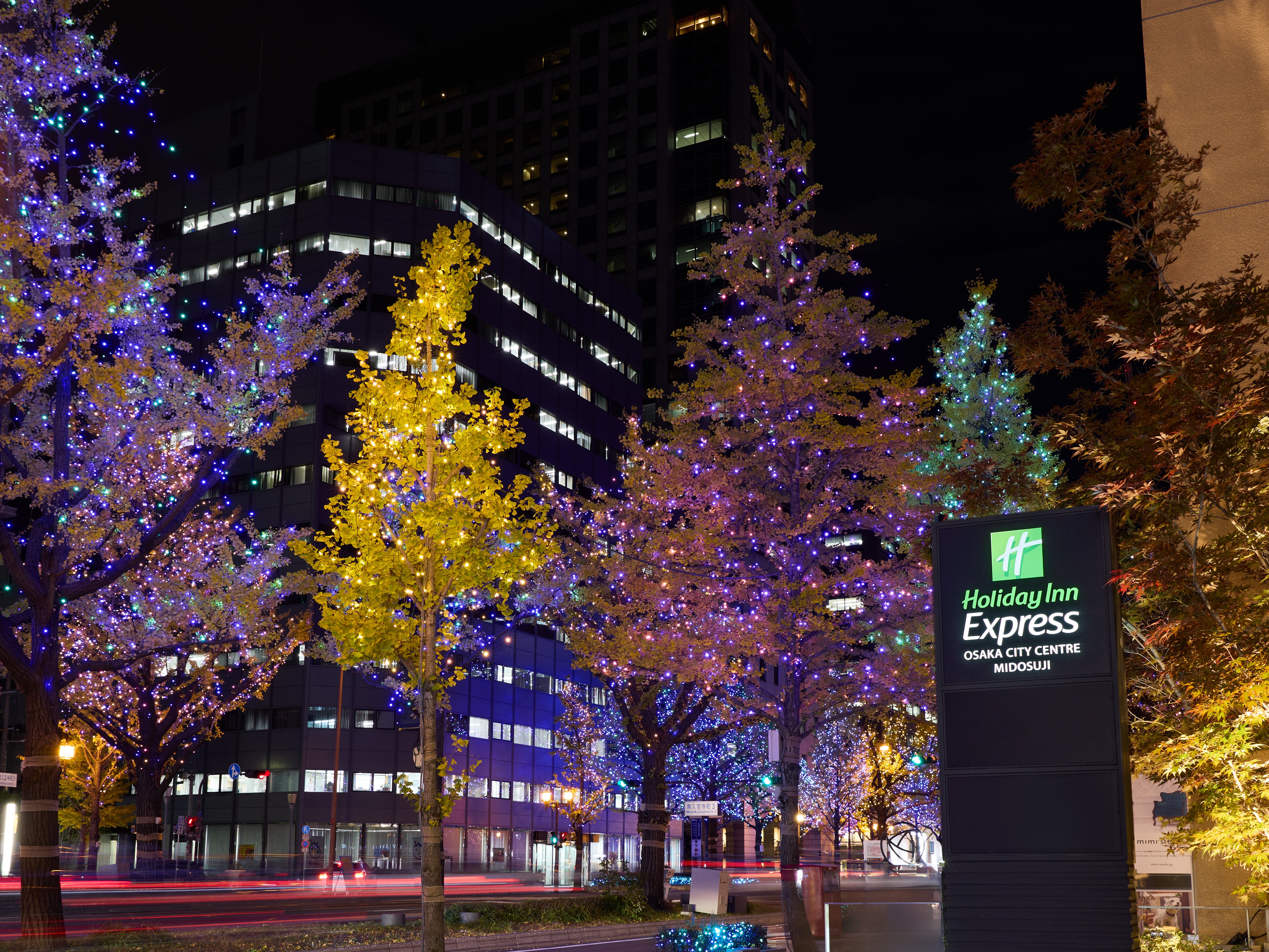 Holiday Inn Express Osaka City Centre Midosuji 78/86