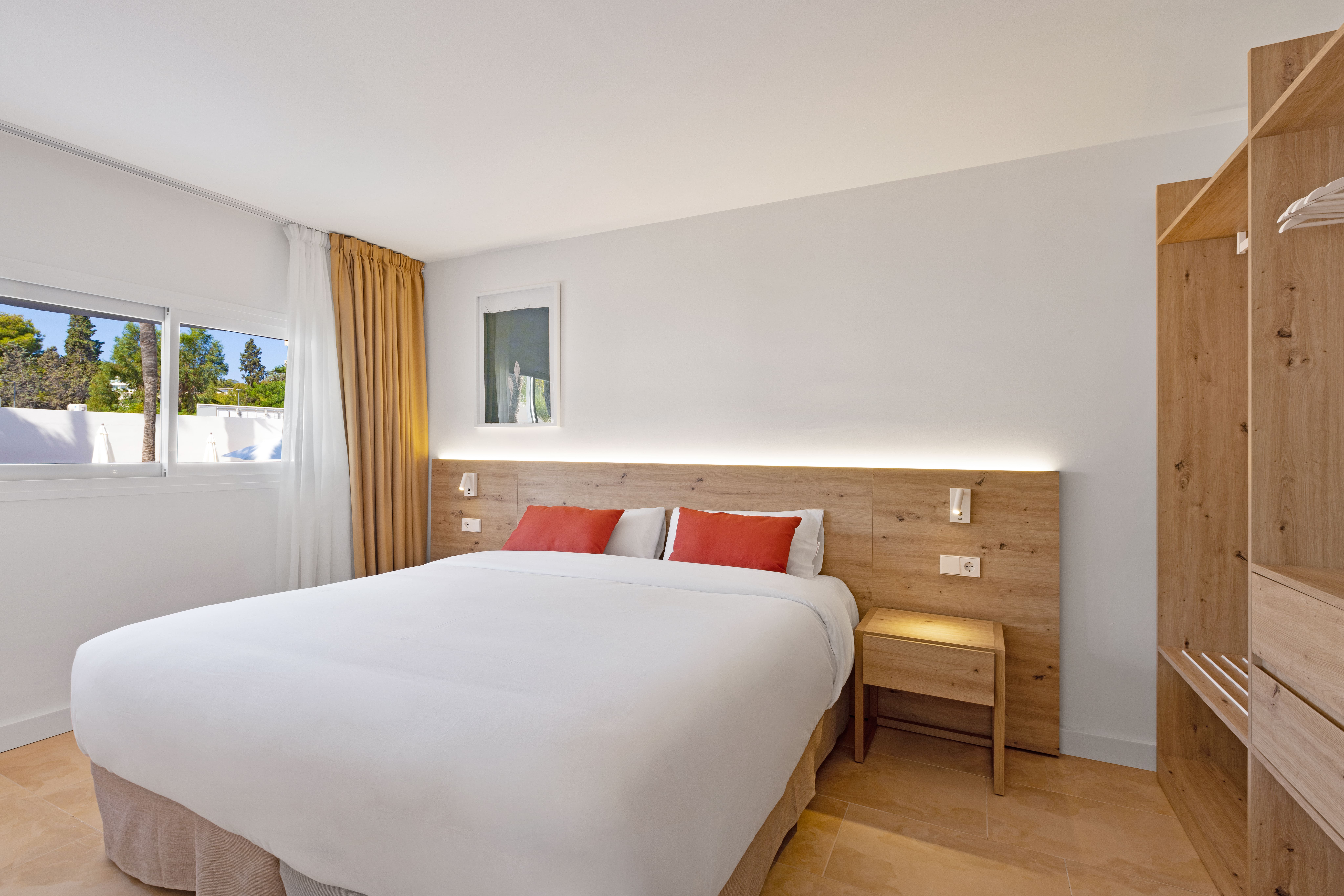 Palmanova Beach Apartments by TRH 29/62