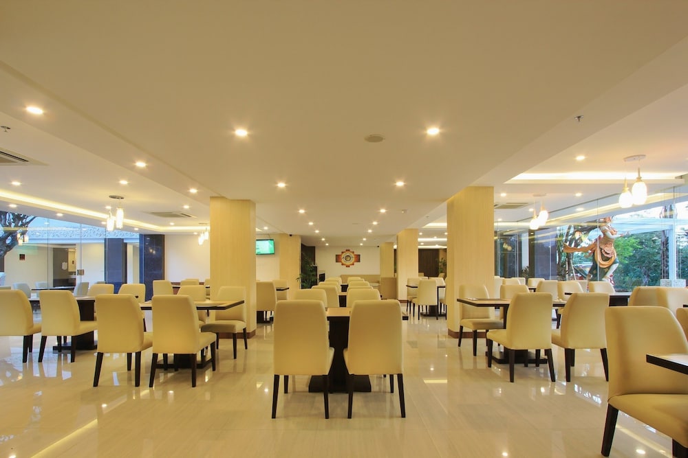 Mars City Hotel 36/51