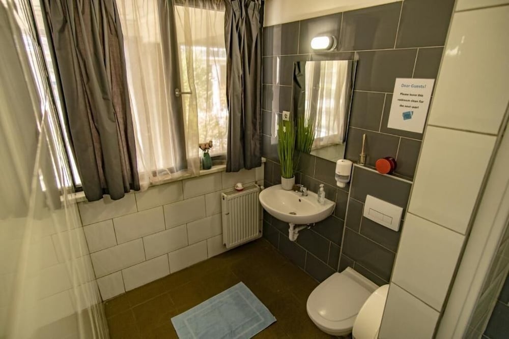 Absolut City Hostel Budapest 44/50