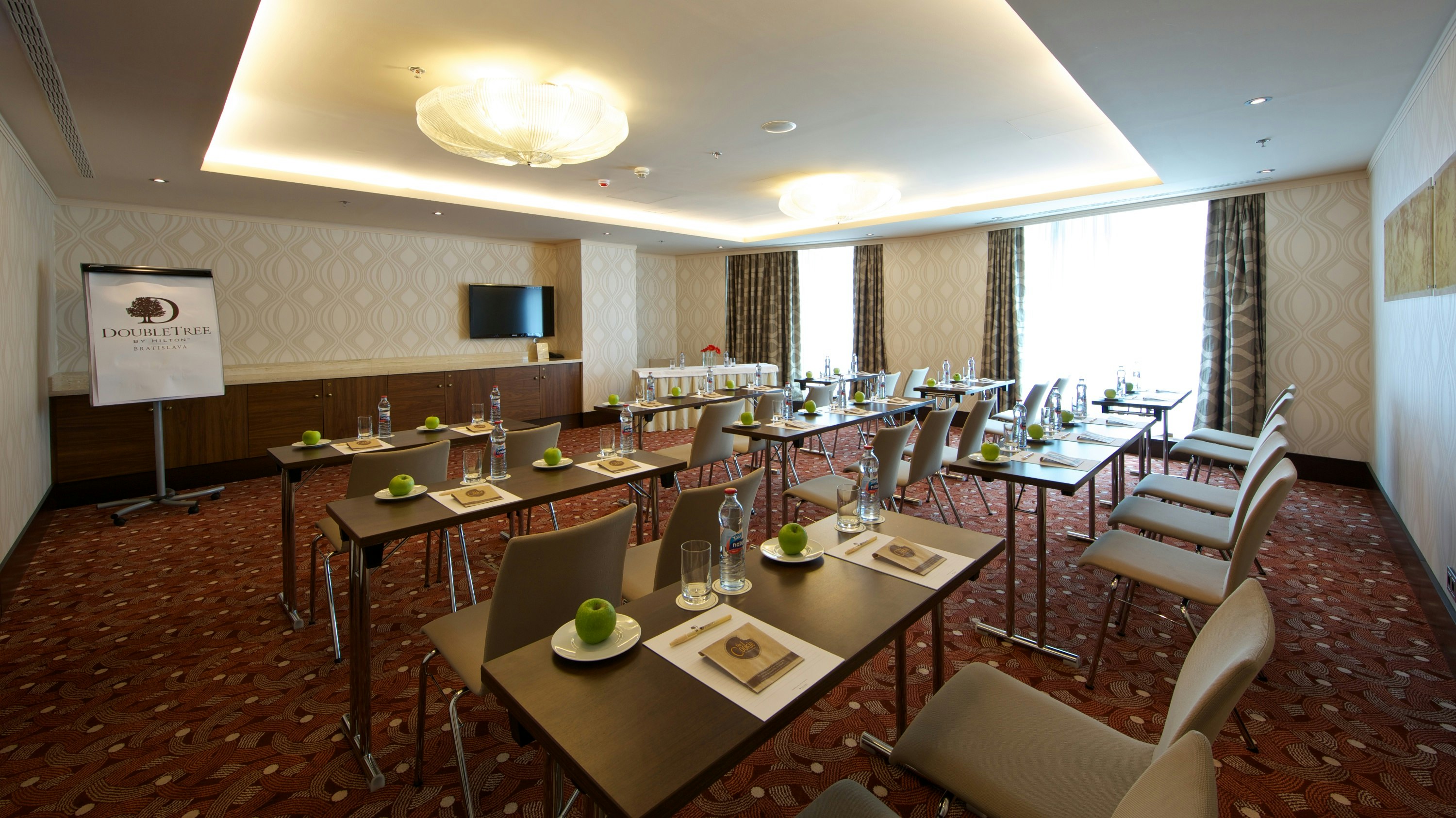 Doubletree by Hilton Bratislava 30/50