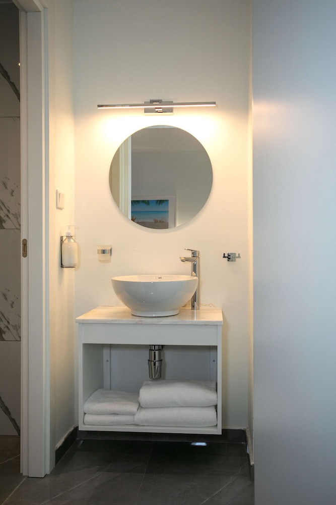 Best Western Plus Larco Hotel 37/59