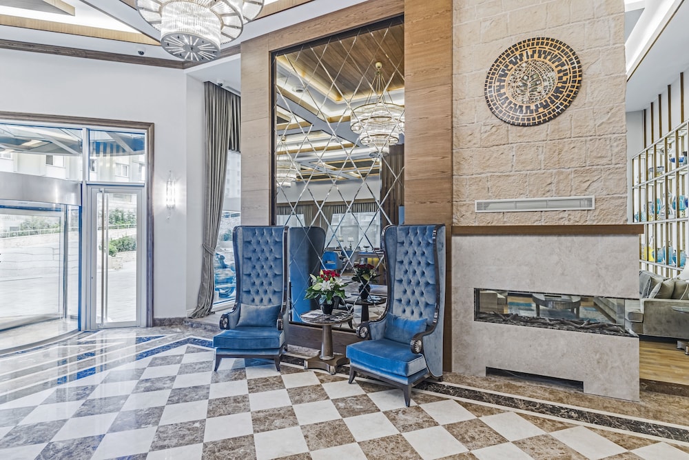 Bof Hotels Ceo Suites 8/73