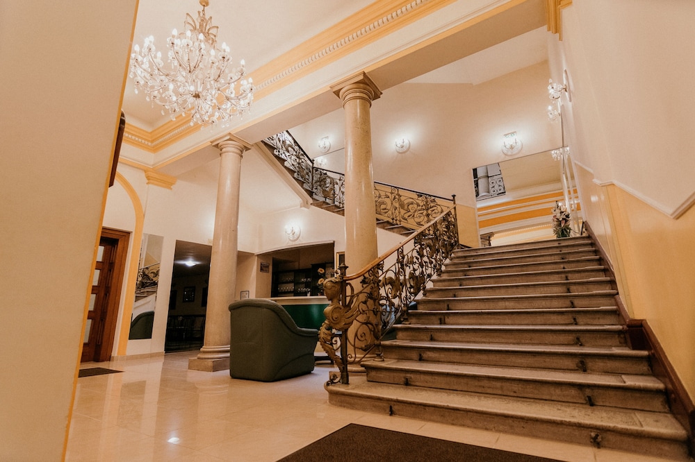Tisza Hotel 28/50