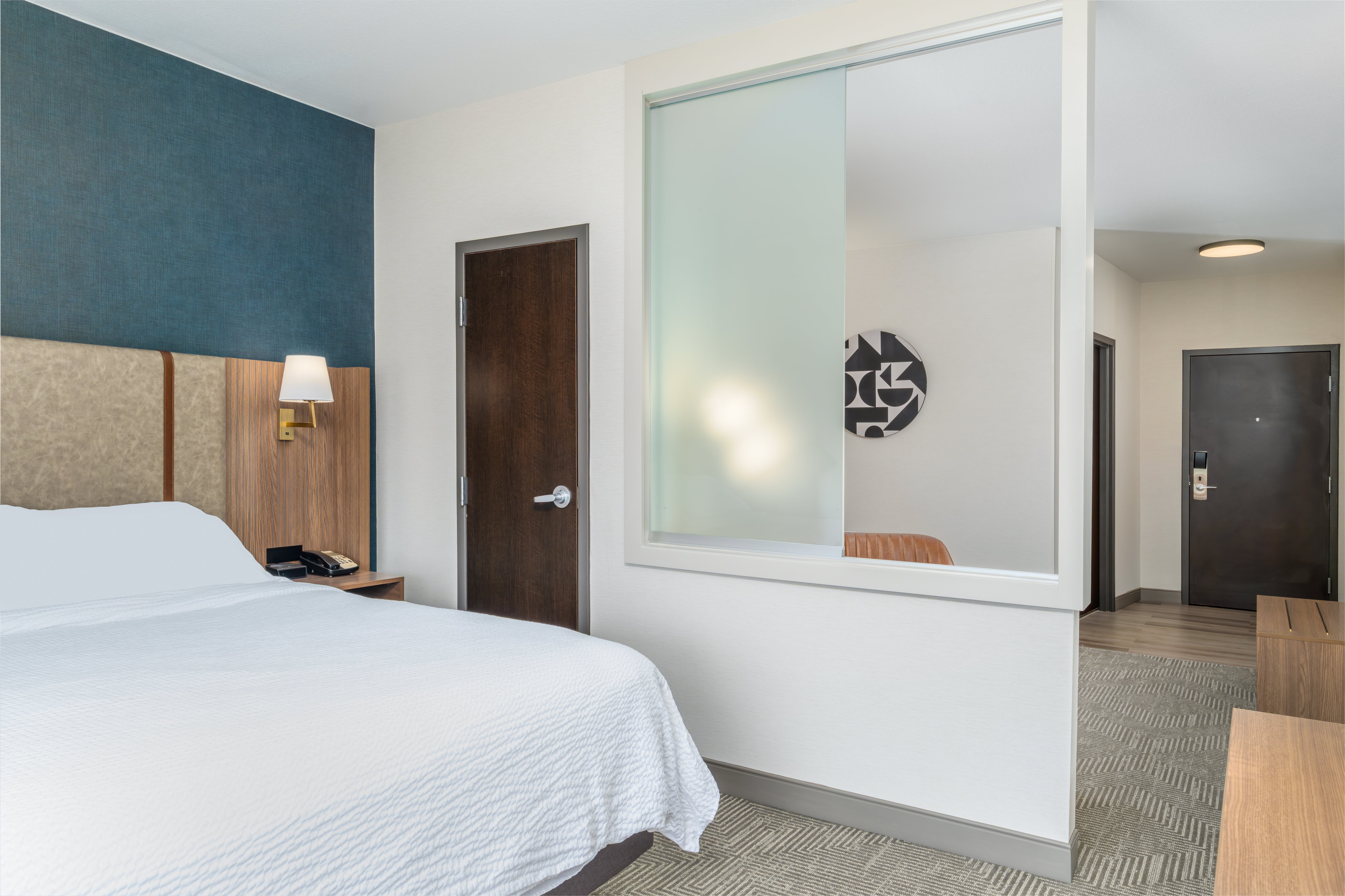 Executive, King Bed