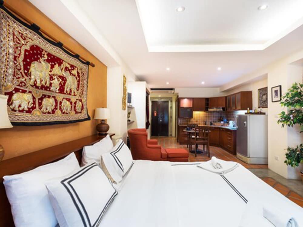 Nirvana Boutique Suites 21/50
