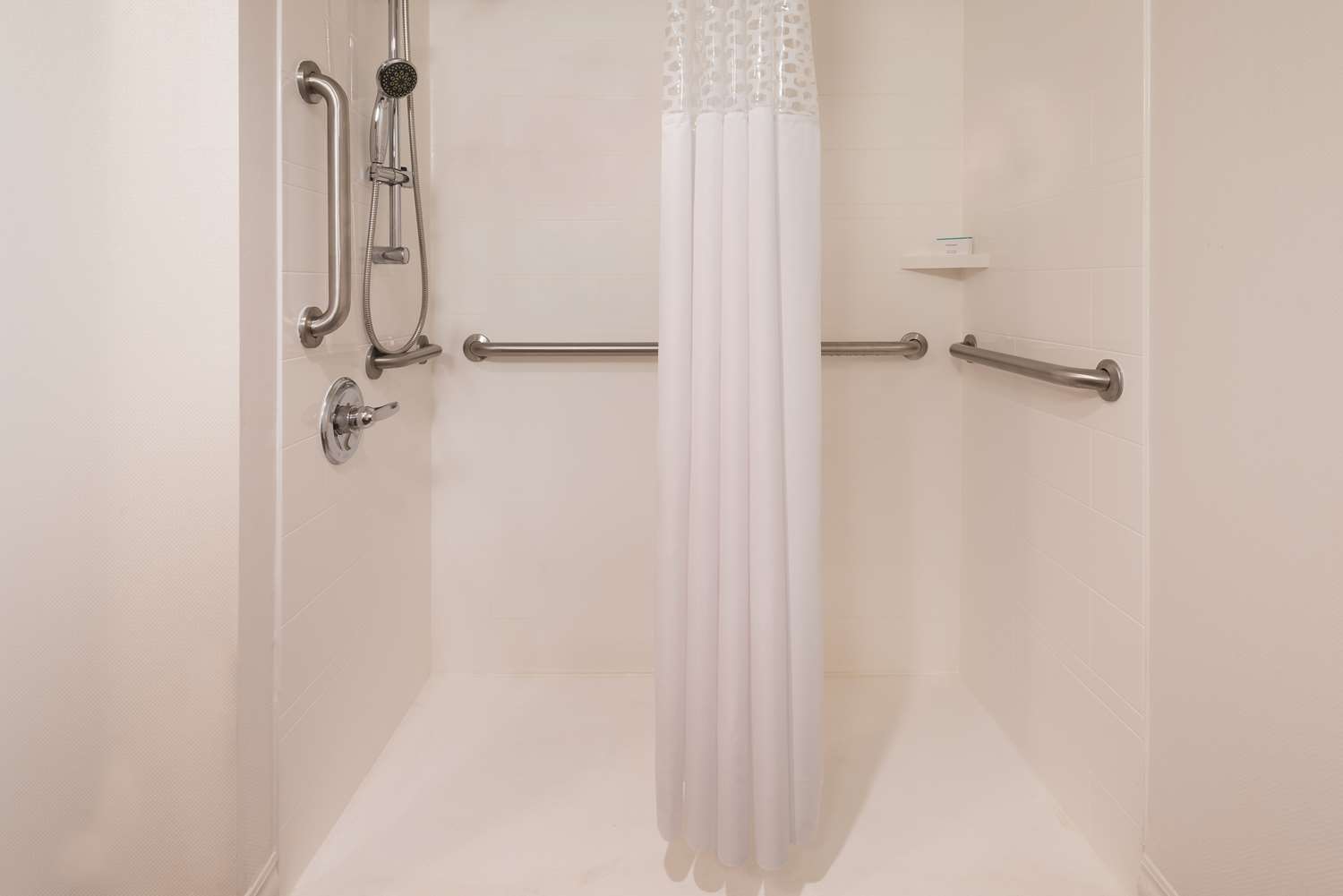 Hampton Inn White Plains Tarrytown 6/18
