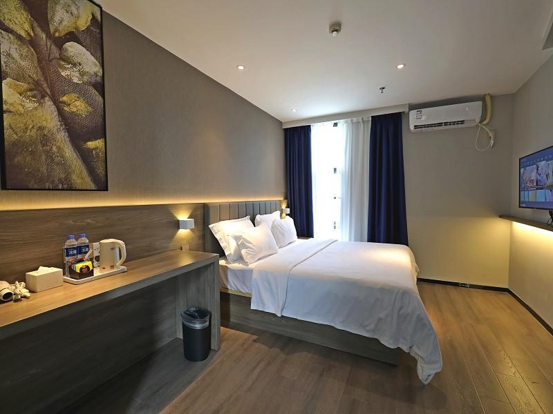 Borrman Hotel (Guangzhou Hanxi Changlong Happy World North Gate) 5/10