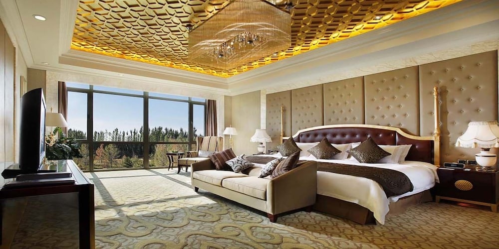 Crowne Plaza Ordos 50/79