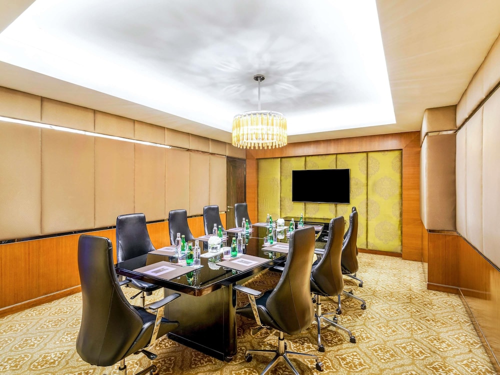 Sofitel Mumbai BKC 66/77