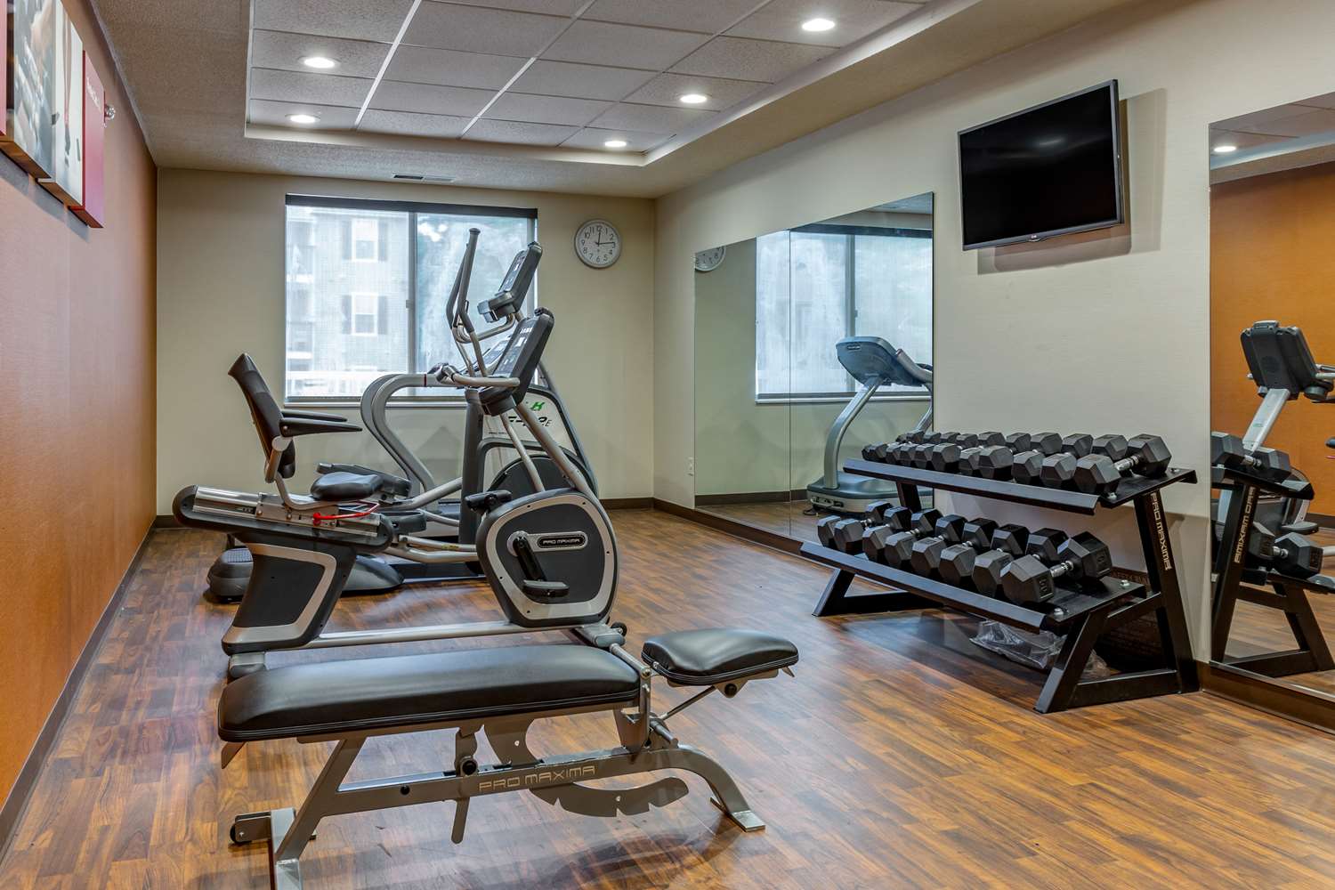Comfort Suites Dover University Area 23/36