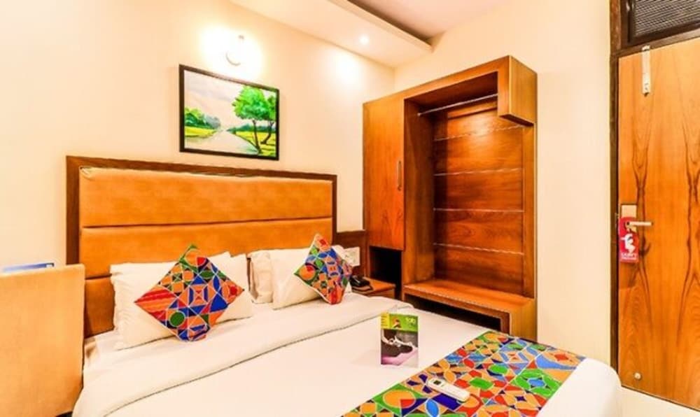 Fabhotel Admiral Andheri 18/31