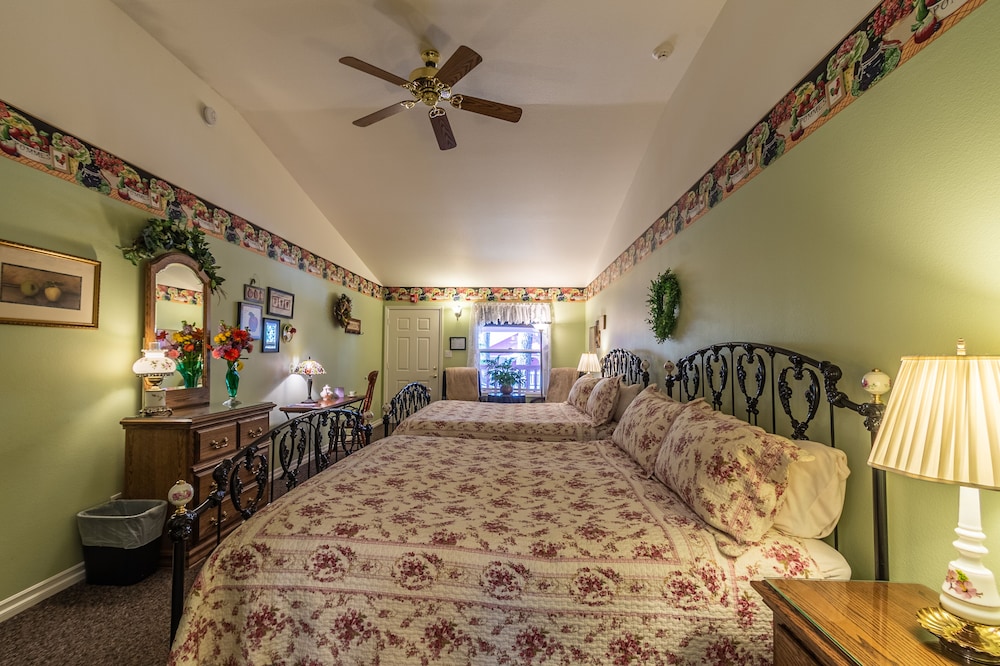 Apples Bed Breakfast 19/71
