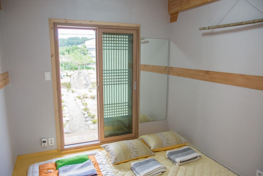 Hanok1st 11/48