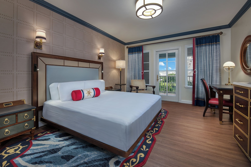 Disneys Yacht Club Resort 19/50