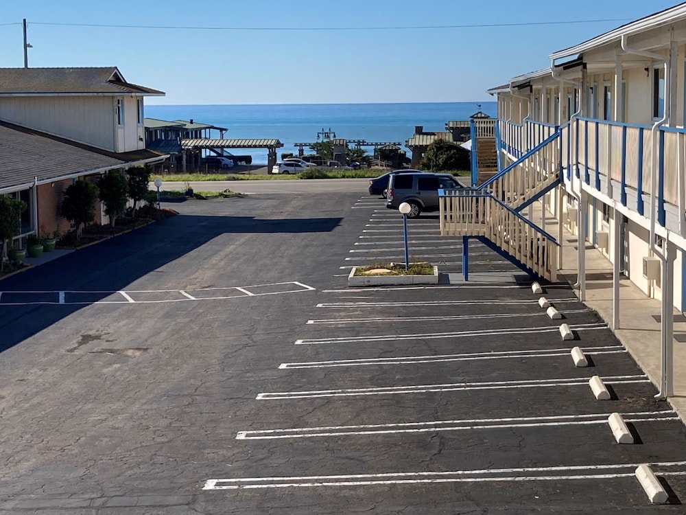 Coast Riders Inn 41/50