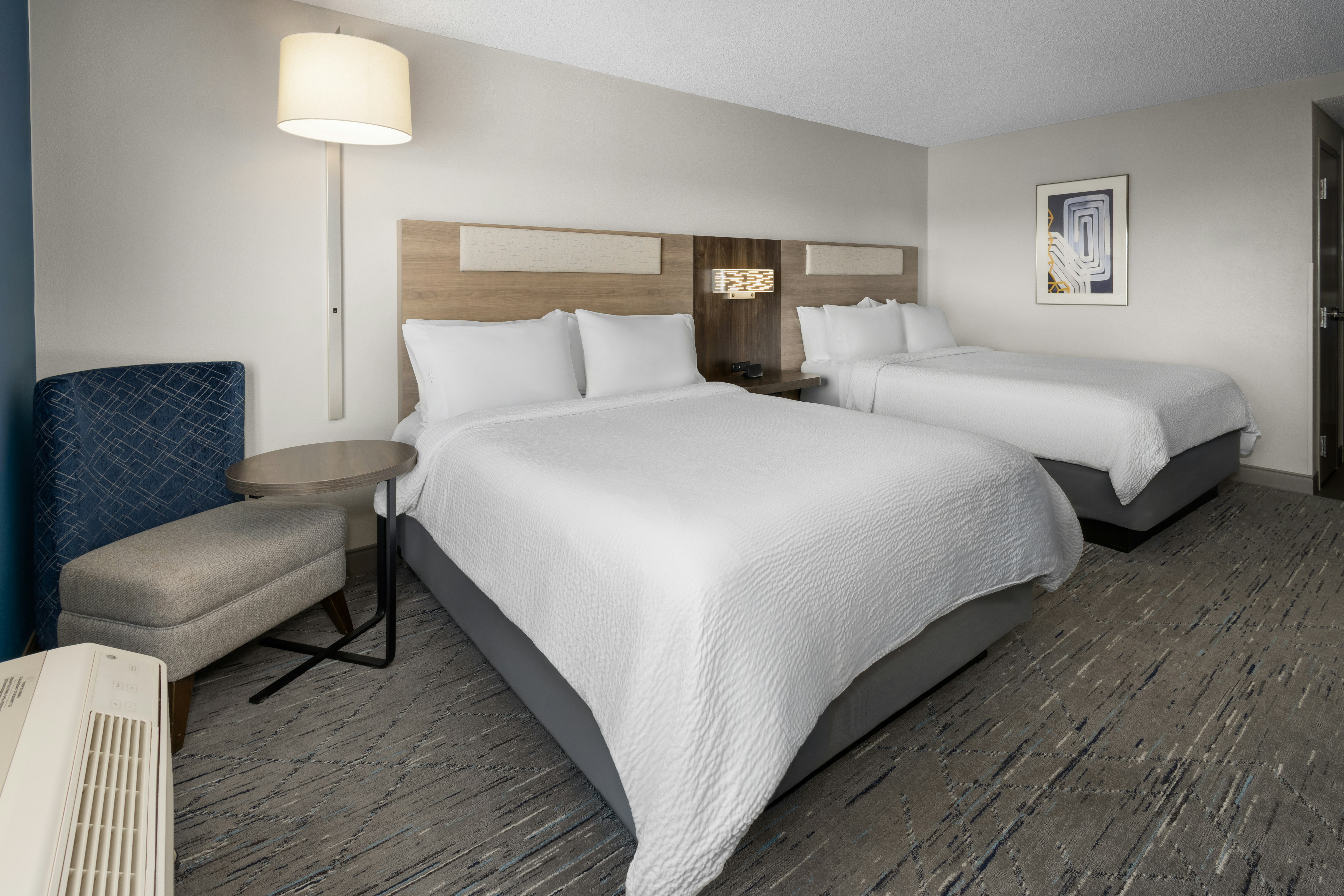 غرفة بسريرين كوين، Holiday Inn Express Hotel And Suites Newberry 2/3