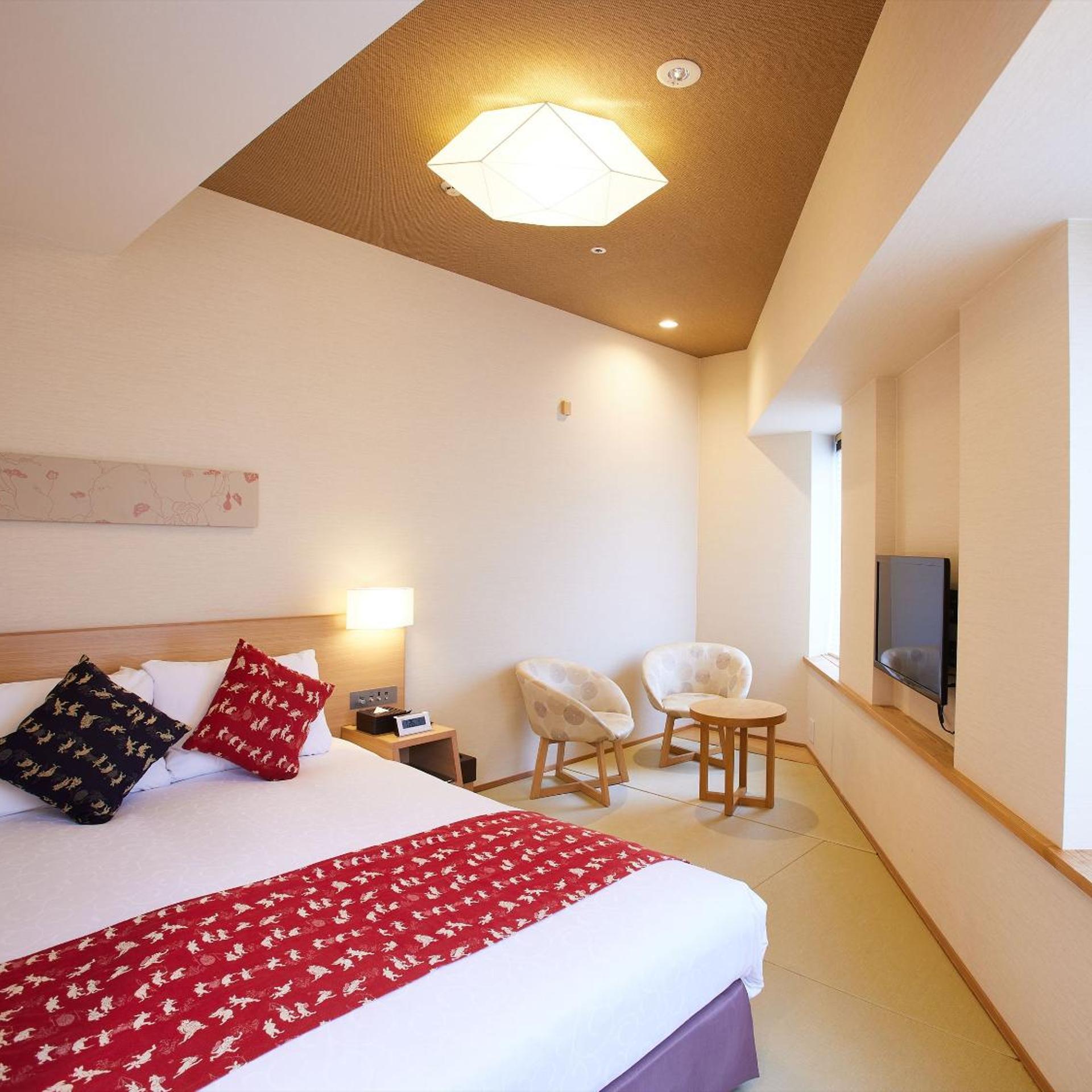 Room, Double Bed, Corner