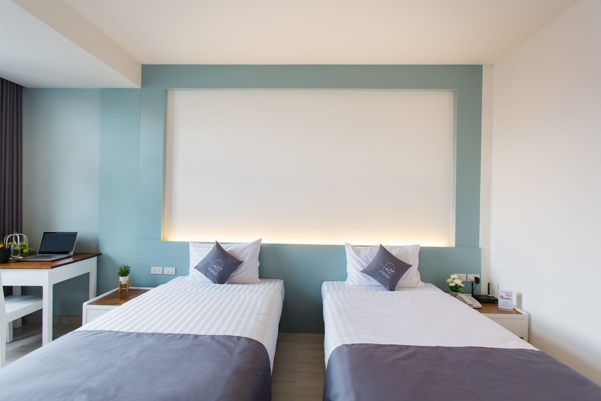 Standard, Twin Beds, At the Train Hotel Ex Oasis Hotel Chiangmai 2/4