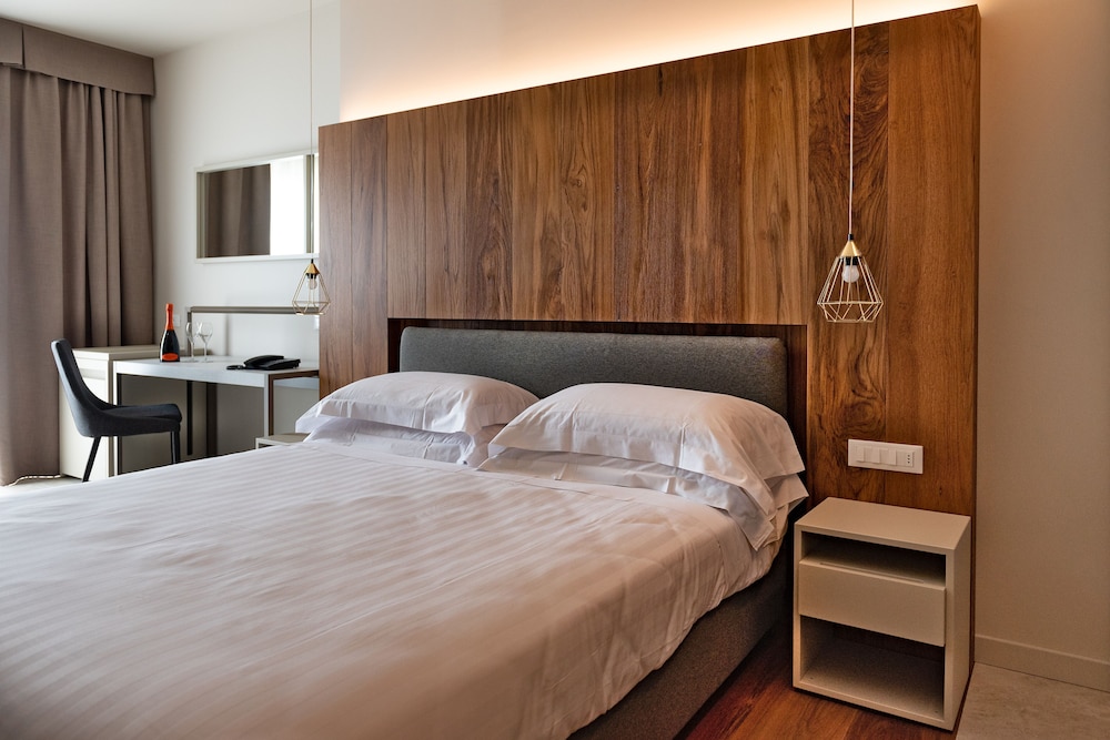 HOTEL SPLENDID PALACE 15/53