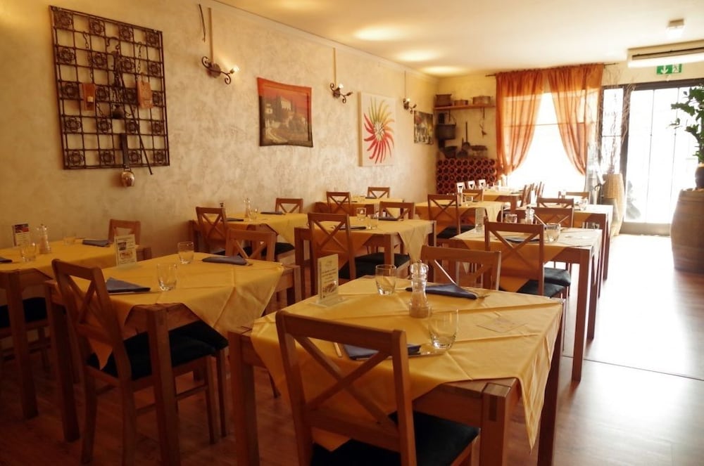Hotel Ristorante Bahnhof Haus 36/50