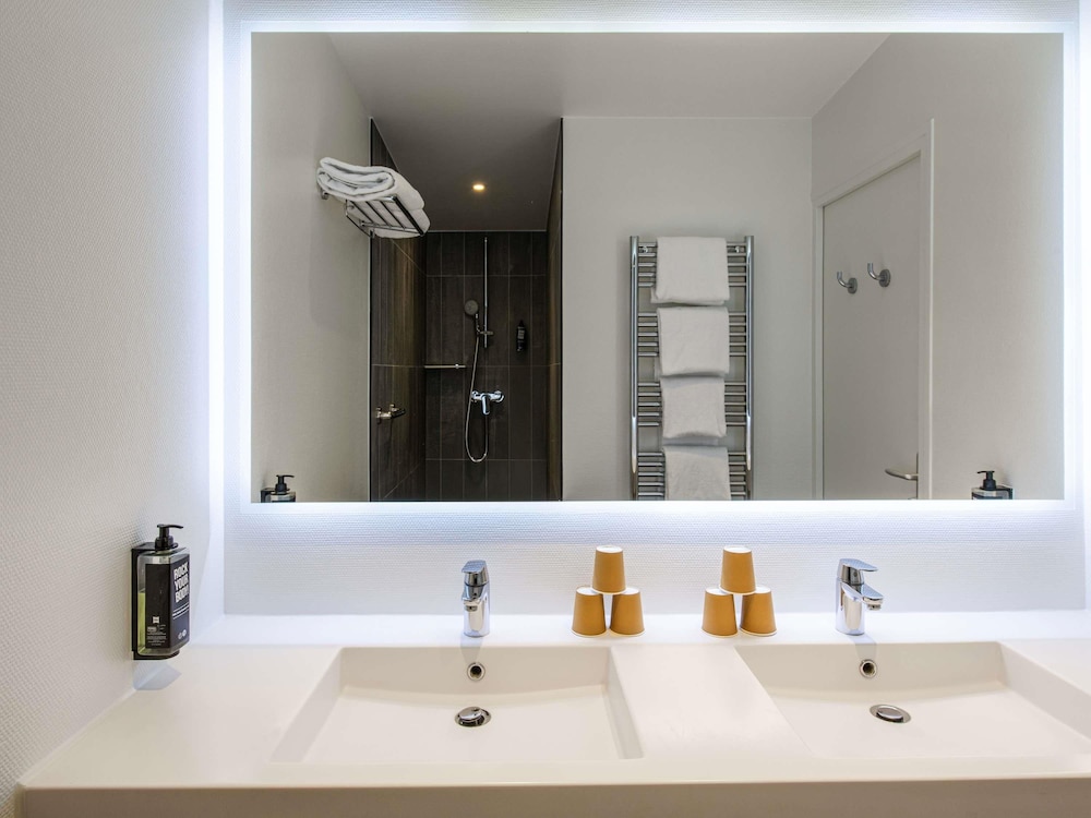 Ibis Paris Canal Saint Martin 4/69