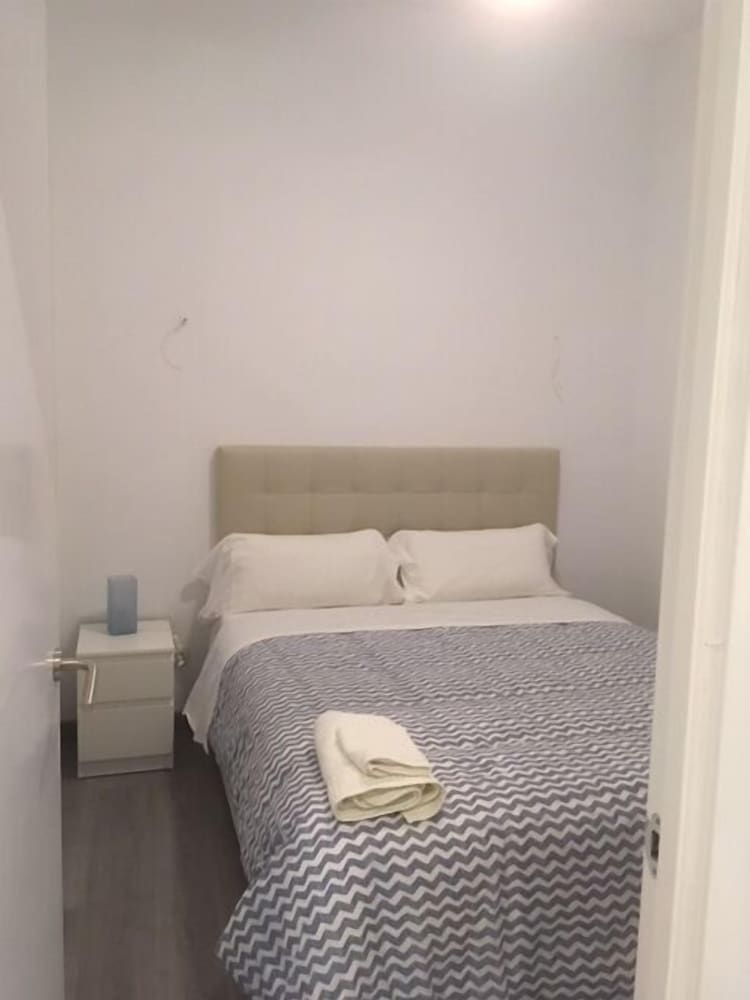 PIZARRO HOSTAL 14/50
