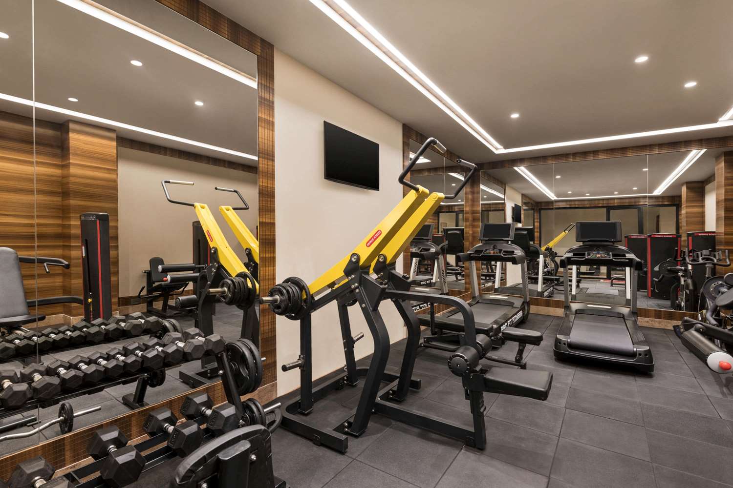 Ramada by Wyndham Gandhidham Shinay 7/14