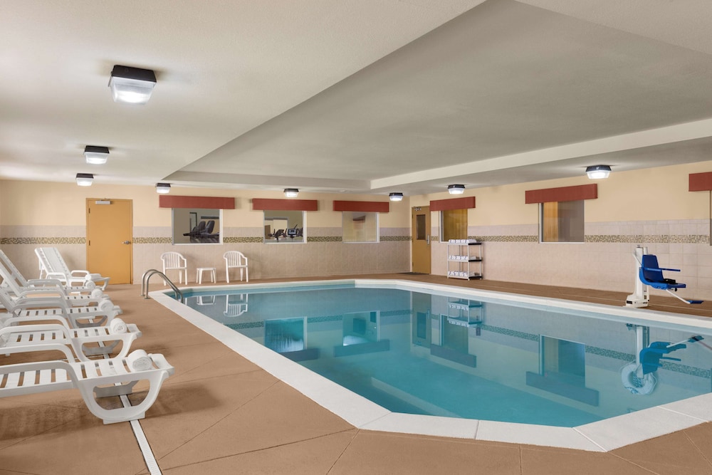 Country Inn & Suites By Radisson Macon North Ga 16/39