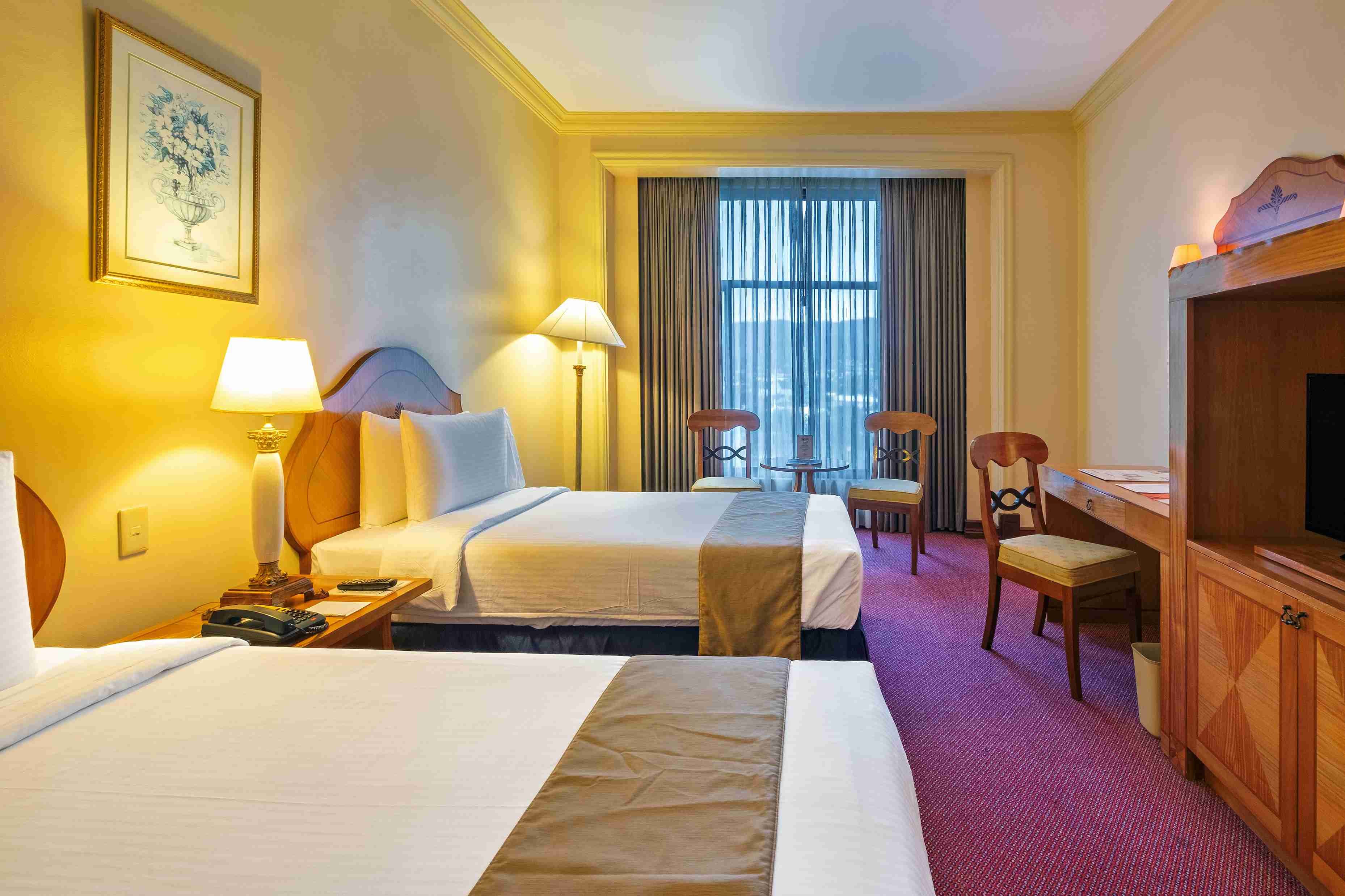 Waterfront Cebu City Hotel and Casino 14/38