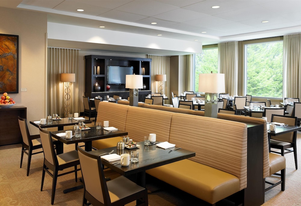 Hyatt Regency Bellevue 51/72