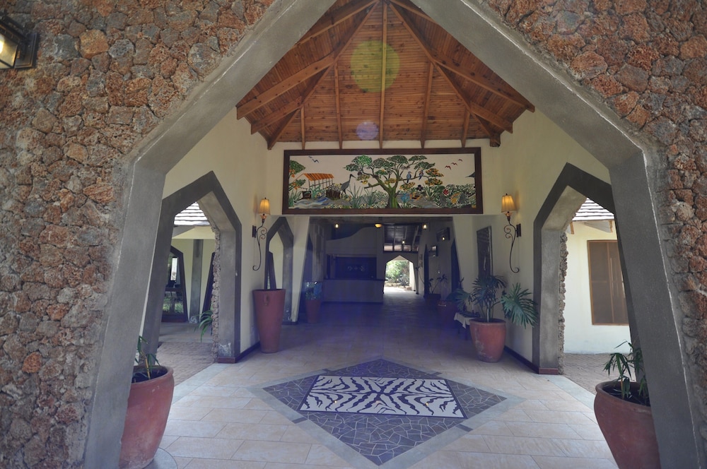 Hunters Lodge 15/46