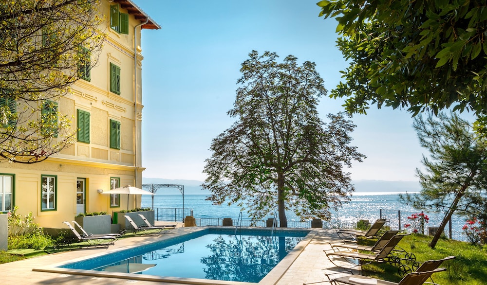 REMISENS VILLA BELVEDERE 62/66
