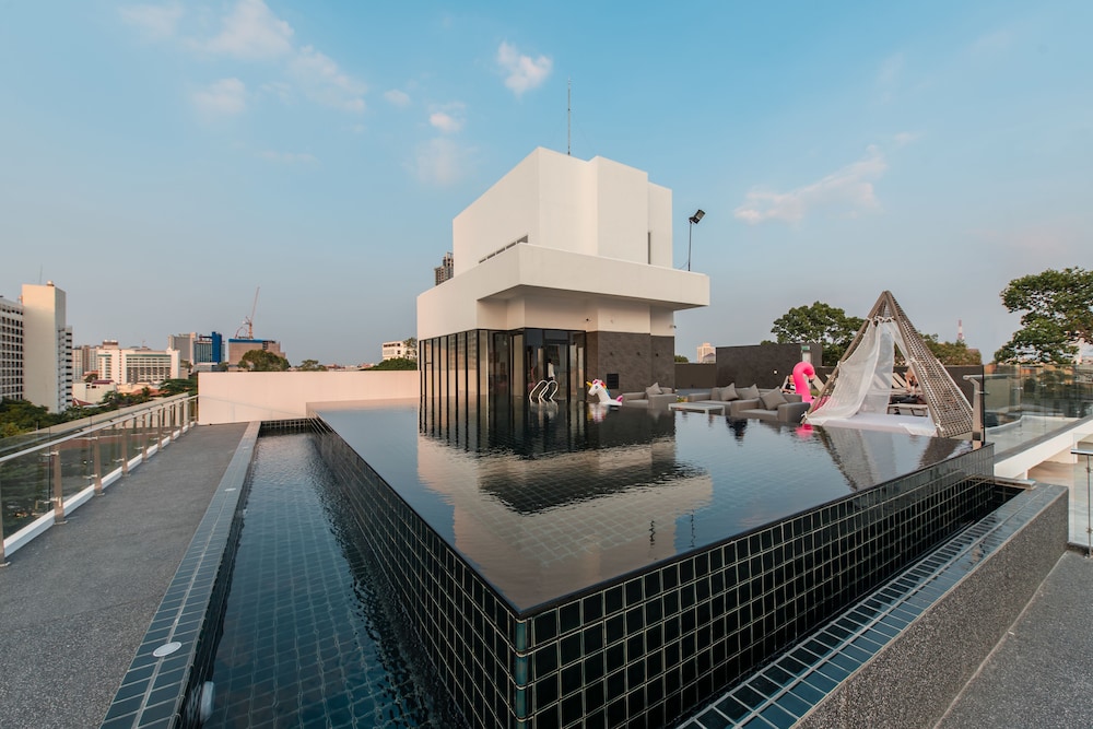 Blackwoods Hotel Pattaya in PATTAYA