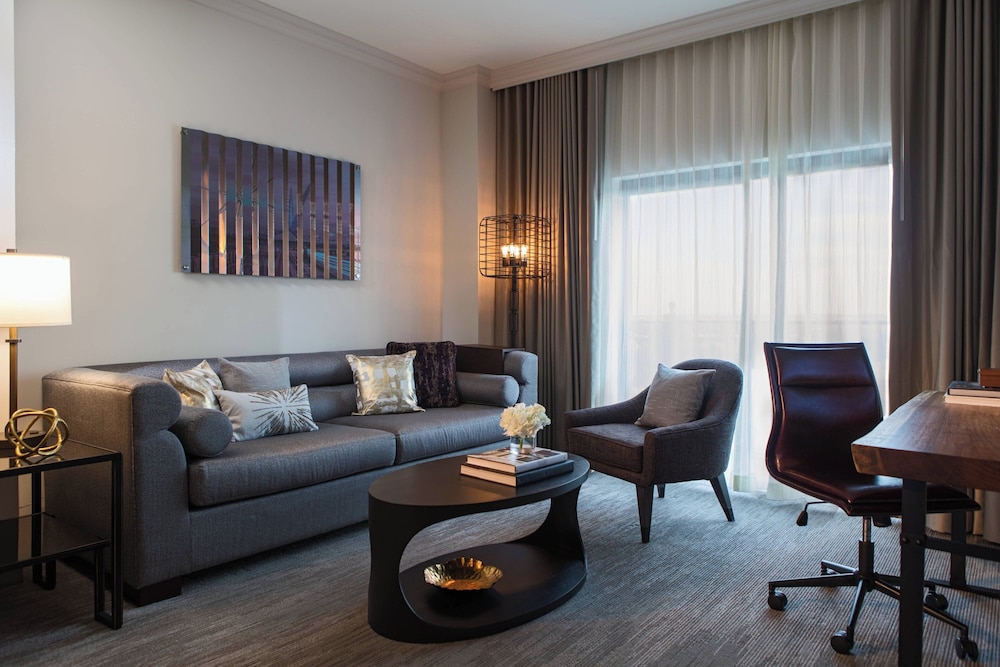 Renaissance Waterford Oklahoma City Hotel 24/50