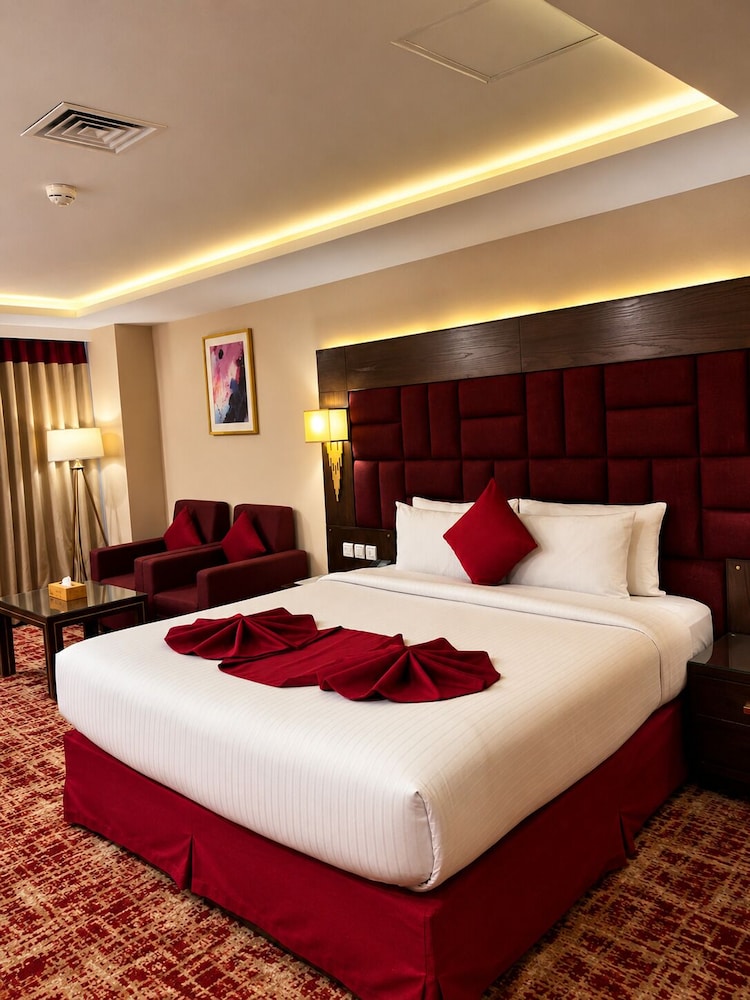 Ramada by Wyndham Murree Lower Topa Resort 29/87