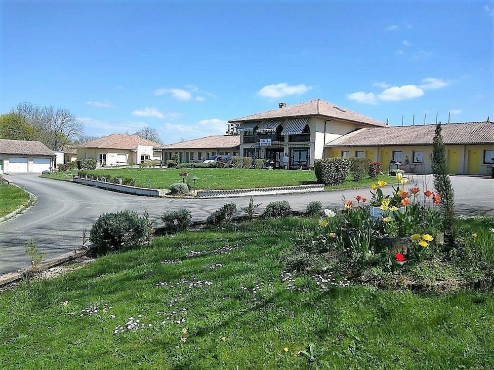 HOTEL LA HAIE DES VIGNES 1/68